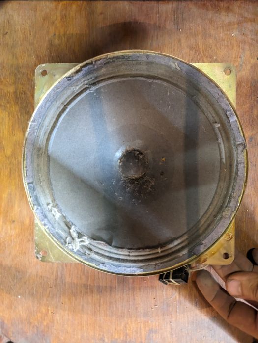 Колонки и динамики разные