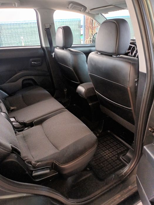 Vând auto PEUGEOT 4007 SUV 4×4