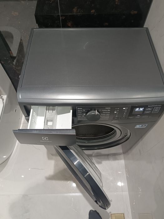 Продам стиральную машину elektrolux 7кг