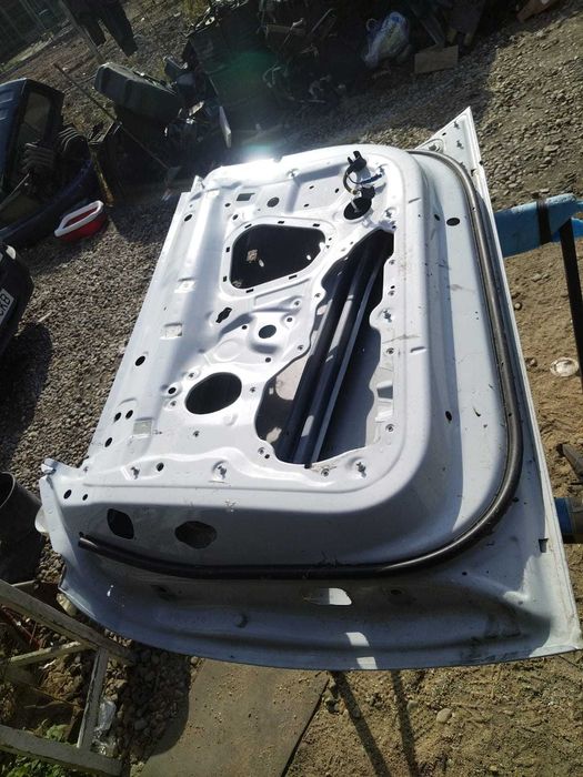 usa dreapta fata audi a7 c8 2018-2023