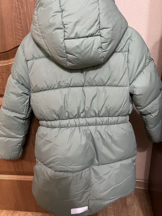 Продам куртку детскую перед зимой,на девочку