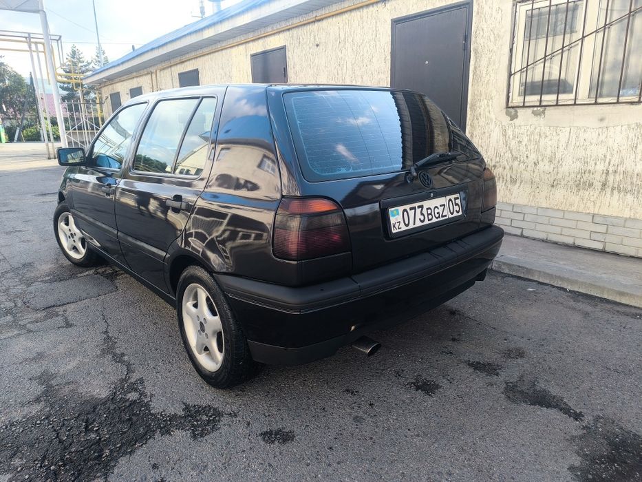 Продам гольф 3, в хорошем состоянии. Автомат