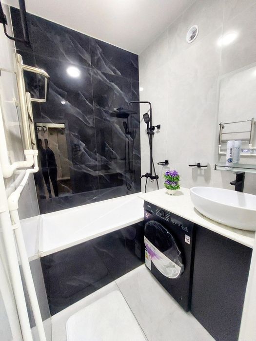 Kvartira sotiladi srochna