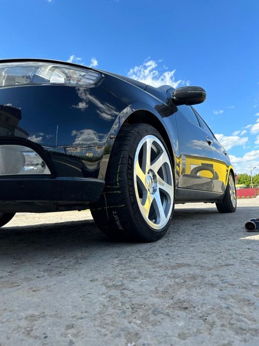 Продам диски 3sdm r18 j8,5