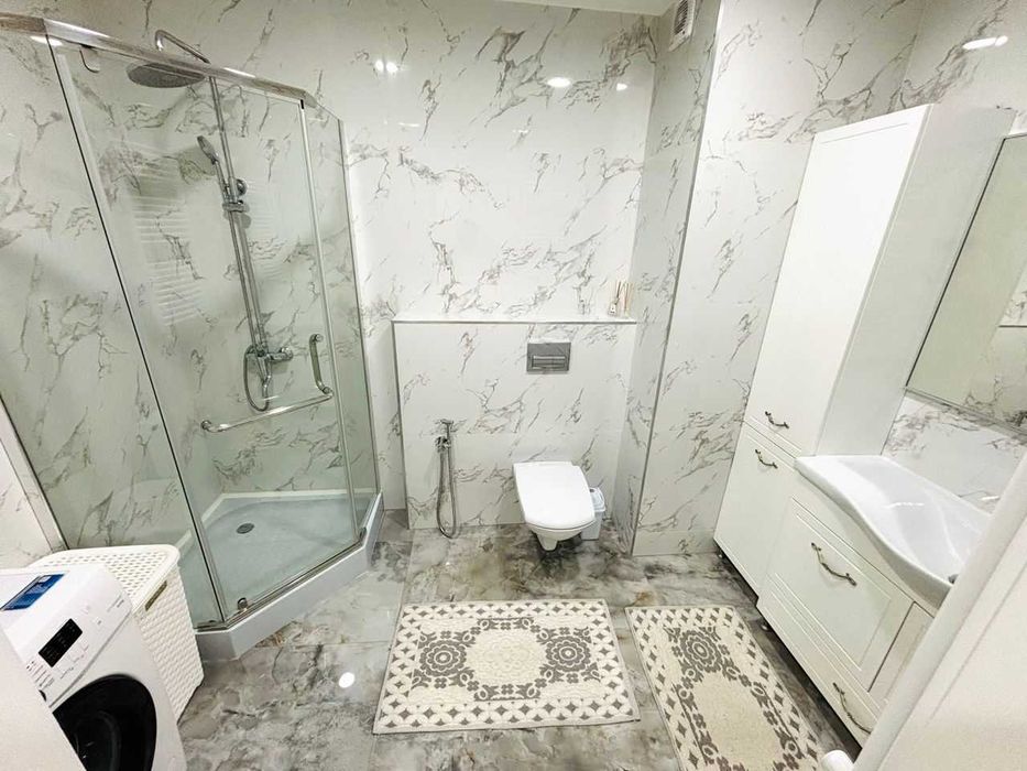 Дава се под наем Двустаен апартамент в София, Кръстова вада - 70 кв.м за 423.81 € - Снимка #1