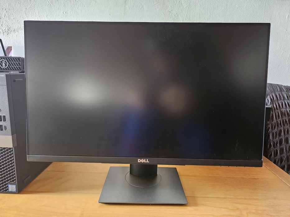 Dell 2418HT Monitor cu touchscreen