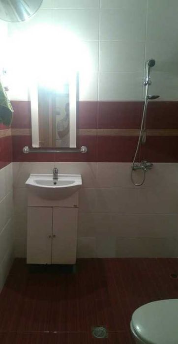 Дава се под наем Двустаен апартамент в Пловдив, Гагарин - 60 кв.м за 289.17 € - Снимка #2