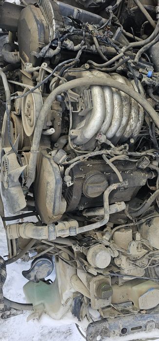 Продам двигатель по запчастям 2.8