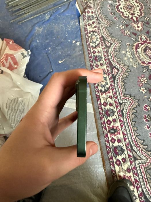 Продам айфон 13 идеал надо срочно продать