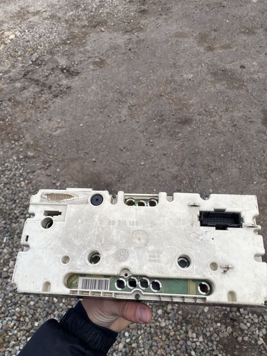 Продам плафон и приборку