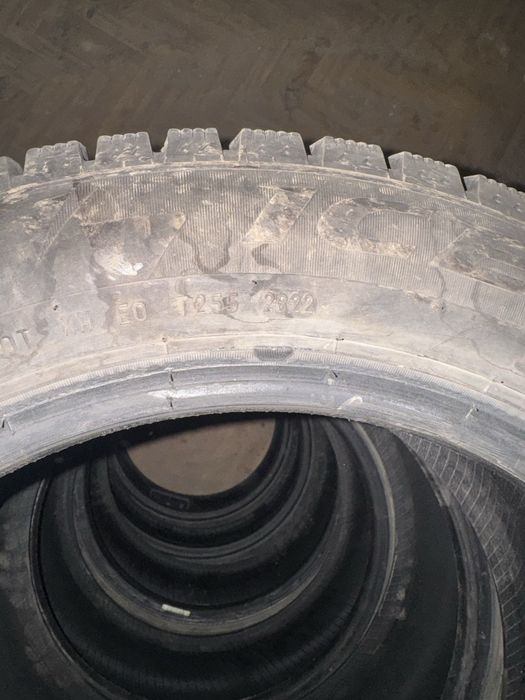 Шины зимние Pirelli ice zero