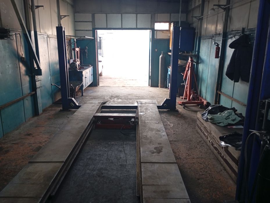 Сто ,бокс,подьемник