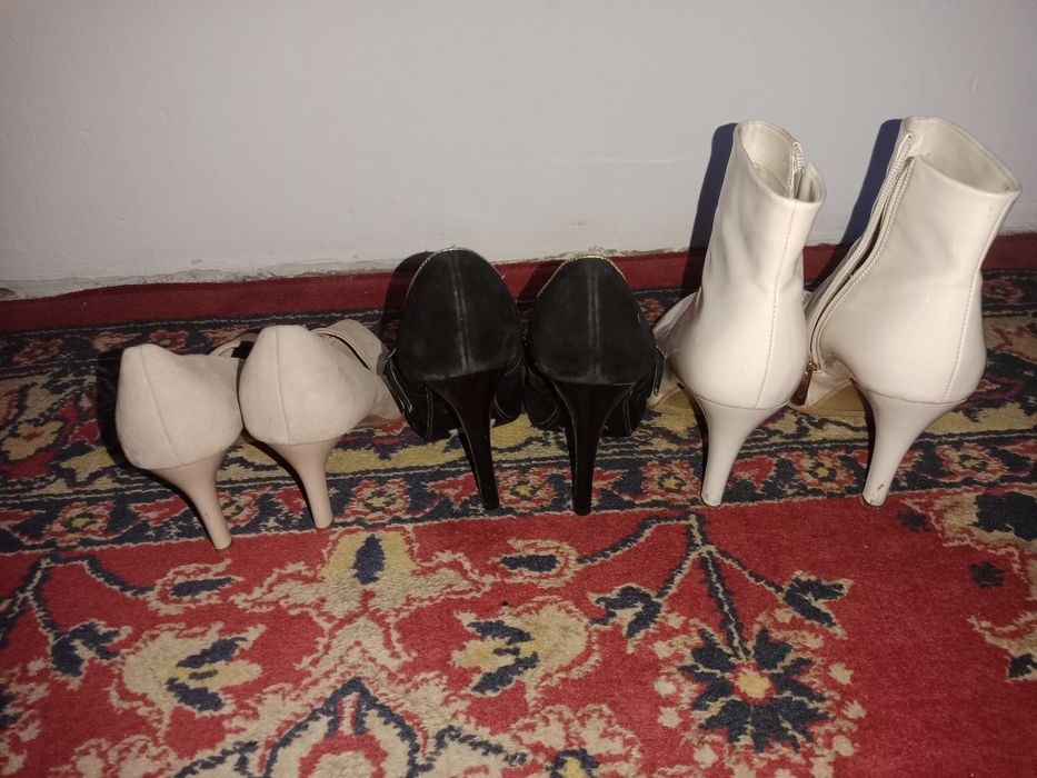 Продам женскую обувь