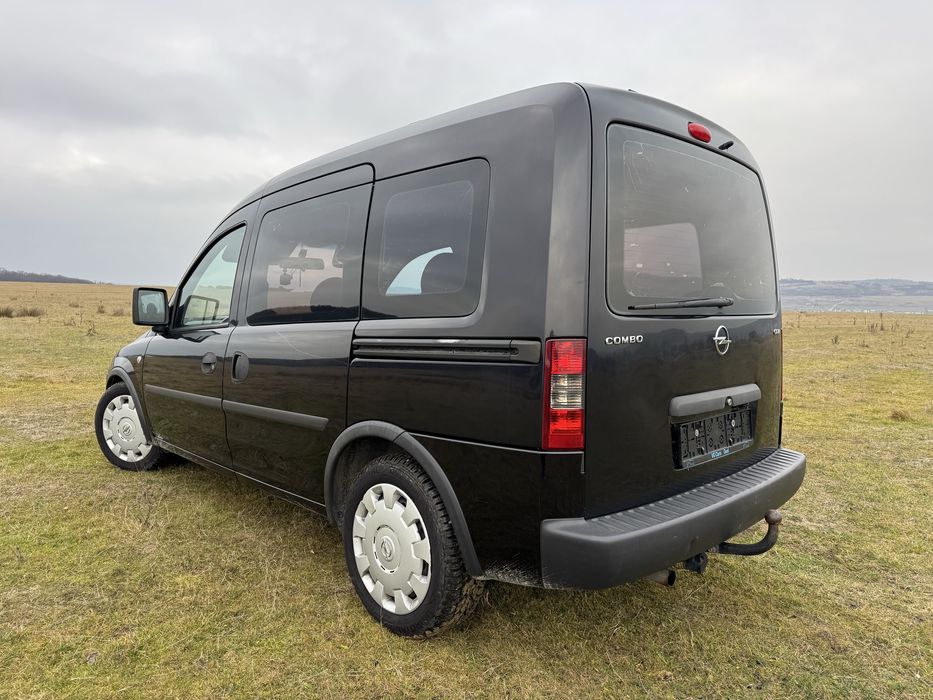 Opel Combo 1.3CDTI an:03/2010