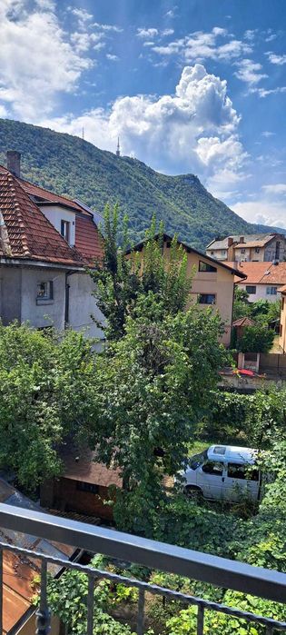 Apartament central în Brașov: 2 camere, decomandat