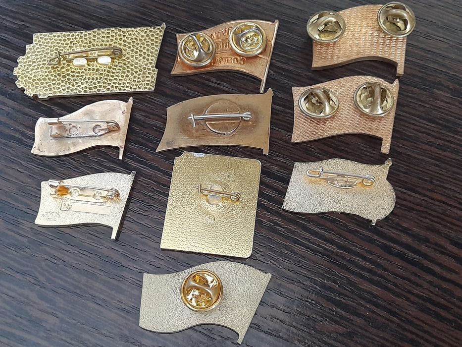 Знаки, значки разные