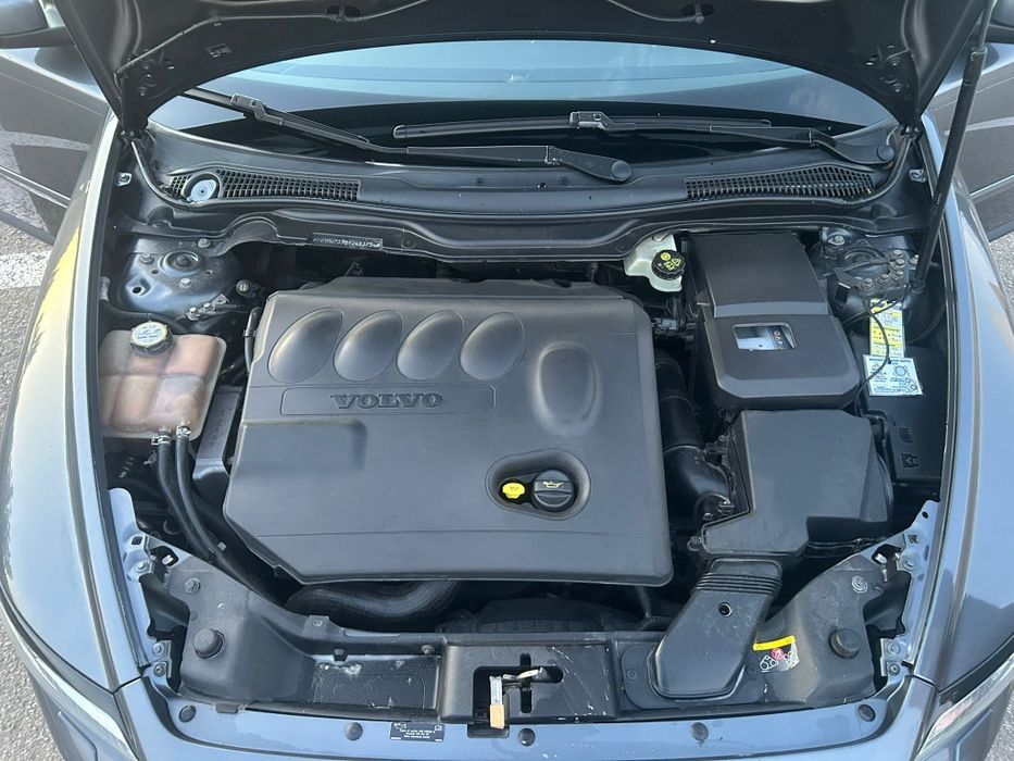 Volvo V50- 2.0 D  An 2010