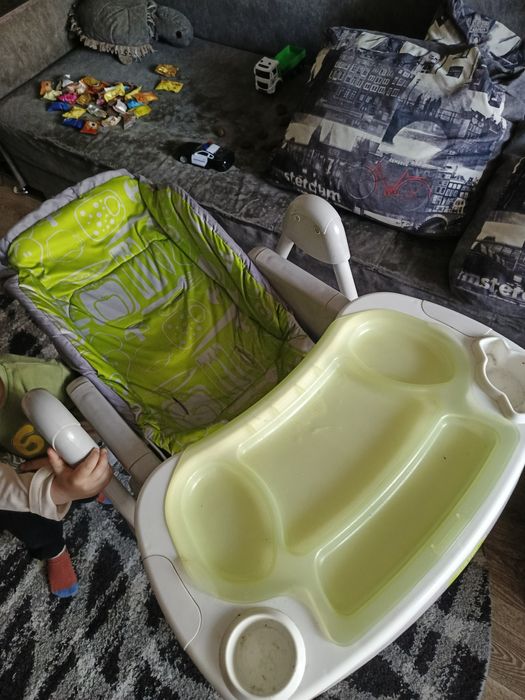 Продам стульчик для кормления