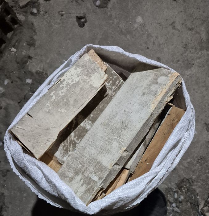 Продавам чамови подпалки