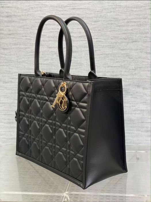 Дамска чанта Dior Book Tote