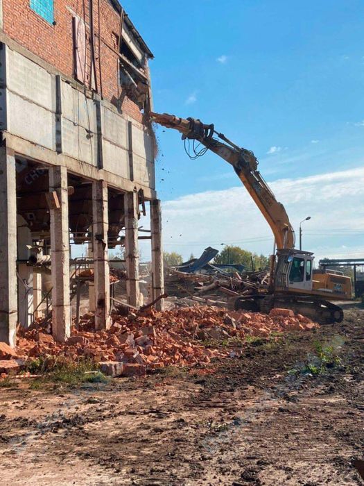 Демонтаж домов землянок вывоз мусора китайцы