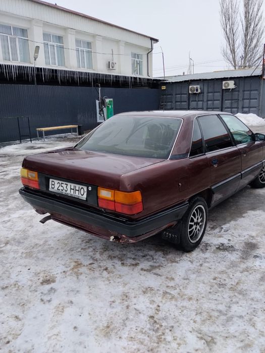 Ауди 100 селедка 1988г