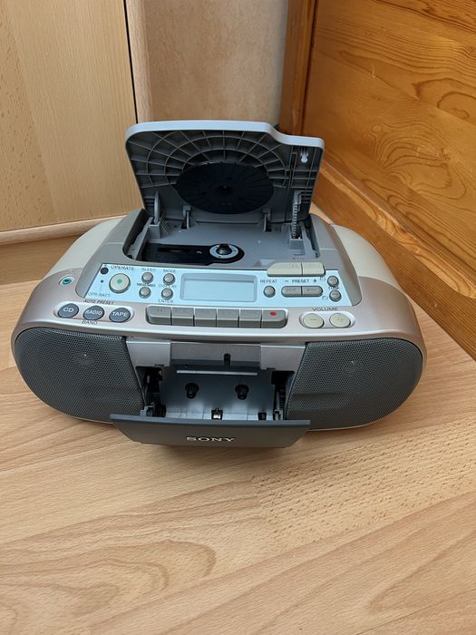 Sony MP3 CD Radio Cassette-CFD-30/30CP