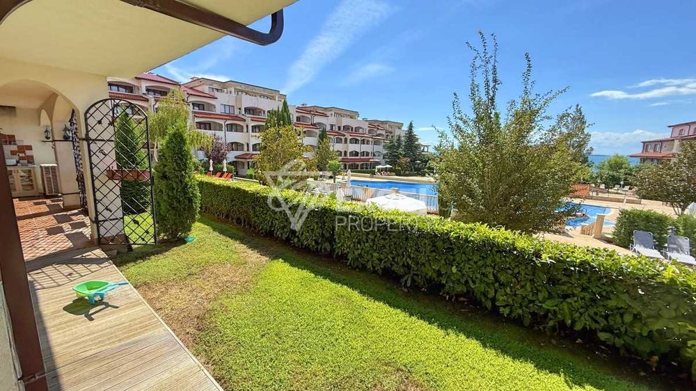 Продава се Многостаен апартамент в Свети Влас - 329 кв.м за 2037 €/кв.м - Снимка #22