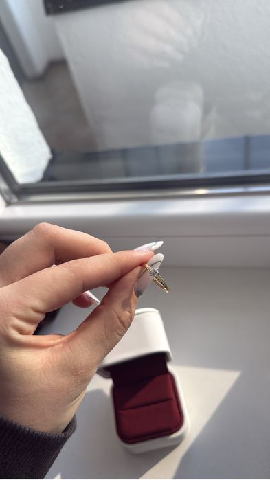 Inel de logodna,aur 18k,diamant natural