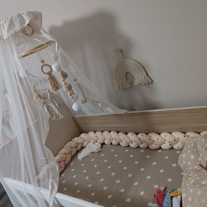 Бебешка кошара  с матрак и балдахин