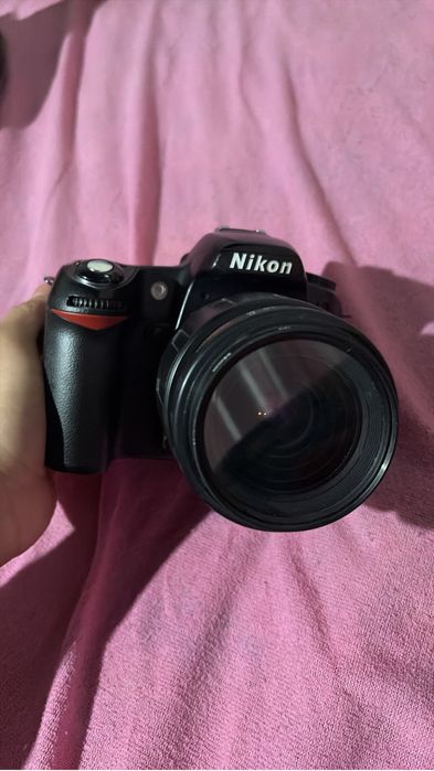 Скрочно продам Камеру Nikon D80