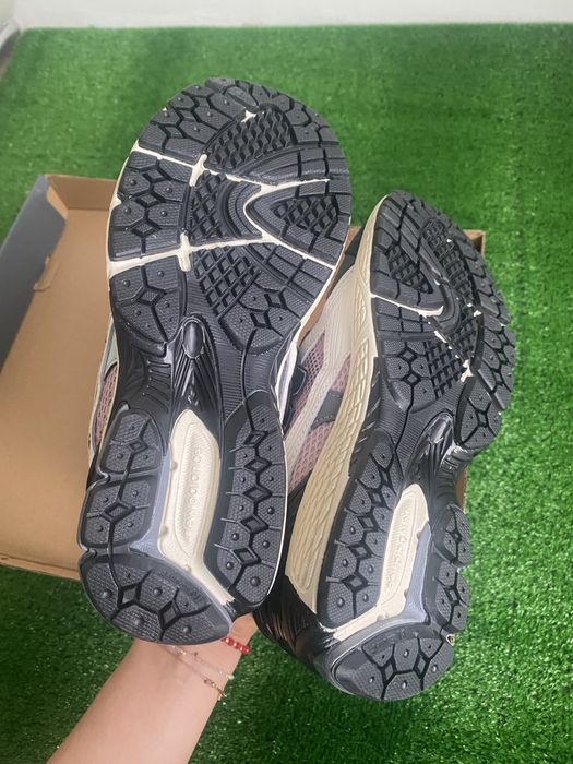 New Balance 1906 размер 38.5