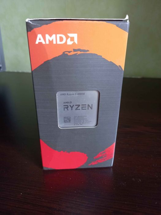 Процесор AMD Ryzen 5 3500X + охладител