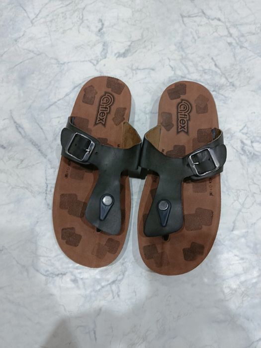 Сланцы модные мужские