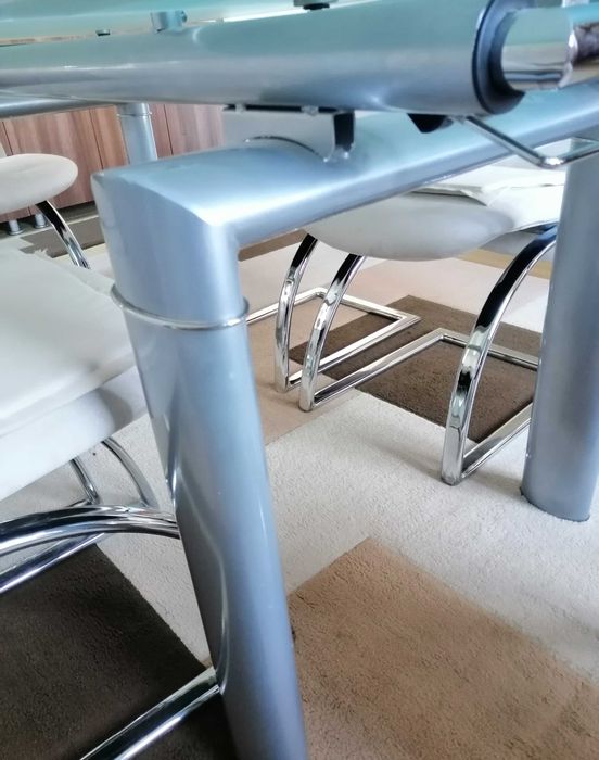 Masa de living /bucătărie extensibila