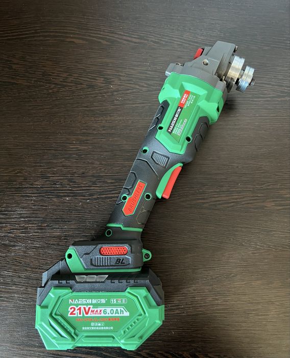 Аккумуляторная ушм