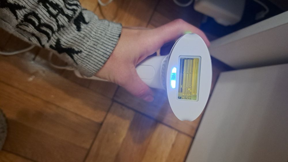 Фотоепилатор IPL LESCOLTON