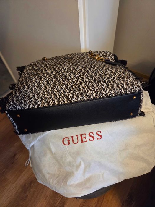 Geanta GUESS Originala Model Tweed & Chain | Eleganta | Dustbag Inclus