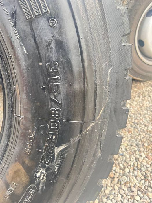 Restavratsiy qilingan yangi shinalar