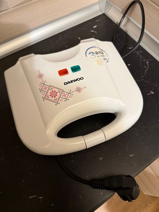 Sandwich maker Daewoo