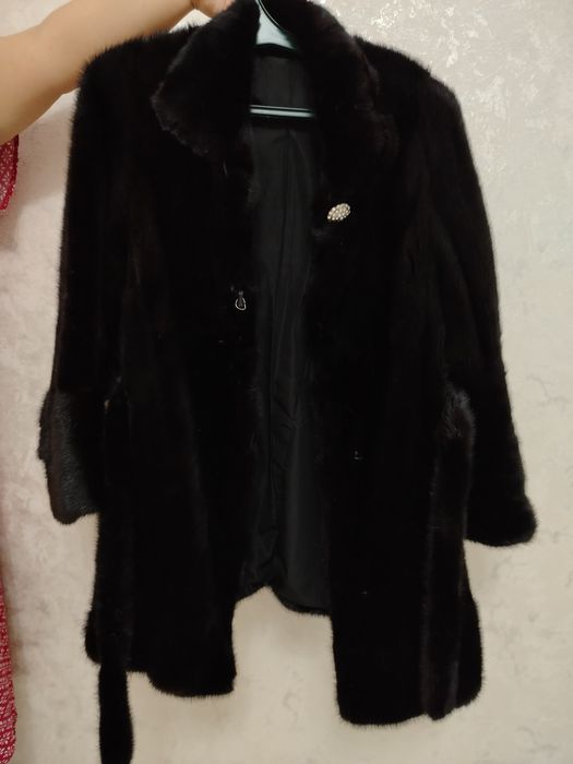 Продам норковую шубу