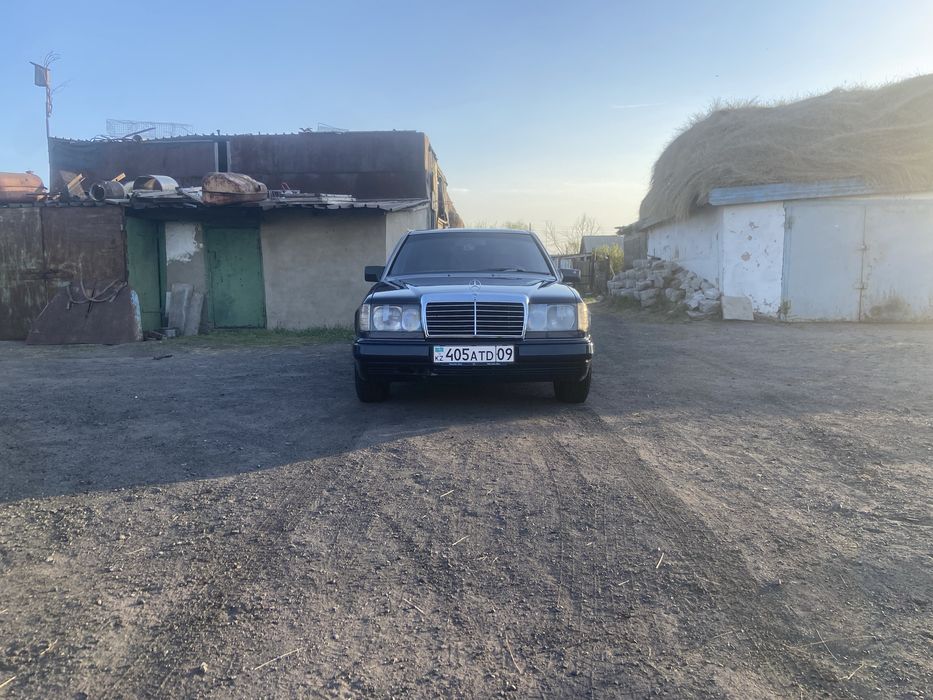 Мерседес 124 3,0