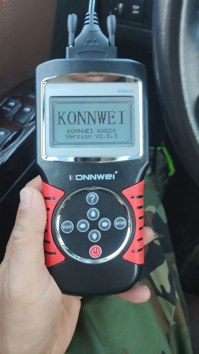 Авто диагностика KONNWEI KW820