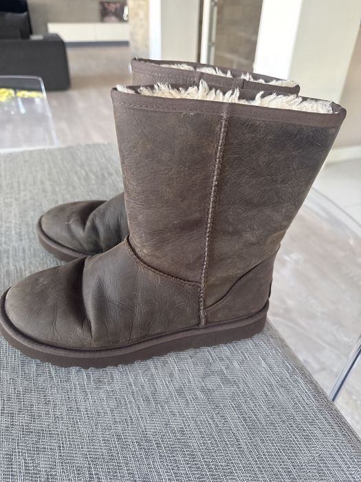 Ugg piele,maro,marimea 39