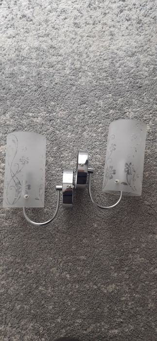 Vand 2 aplice perete.