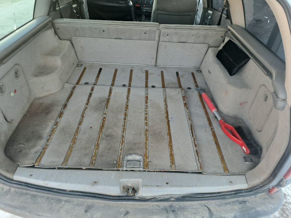 Продам Авто опель омегаВ. 2.2литр.Акпп.