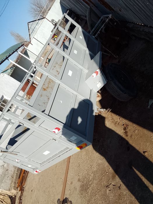 Прицеп қолдан шыққан