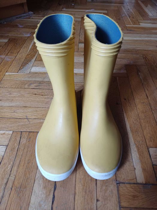 Детски обувки от Decathlon 35 и 36 номер