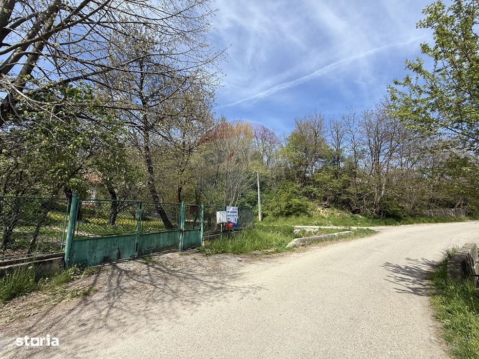 Casă  de vânzare în zona Câmpulung înconjurată de natura
