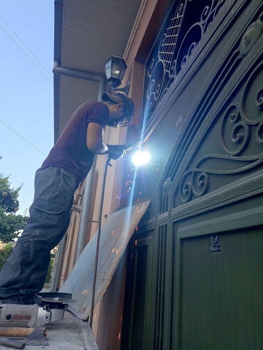 Сварщик на выезд и ремонт ворот